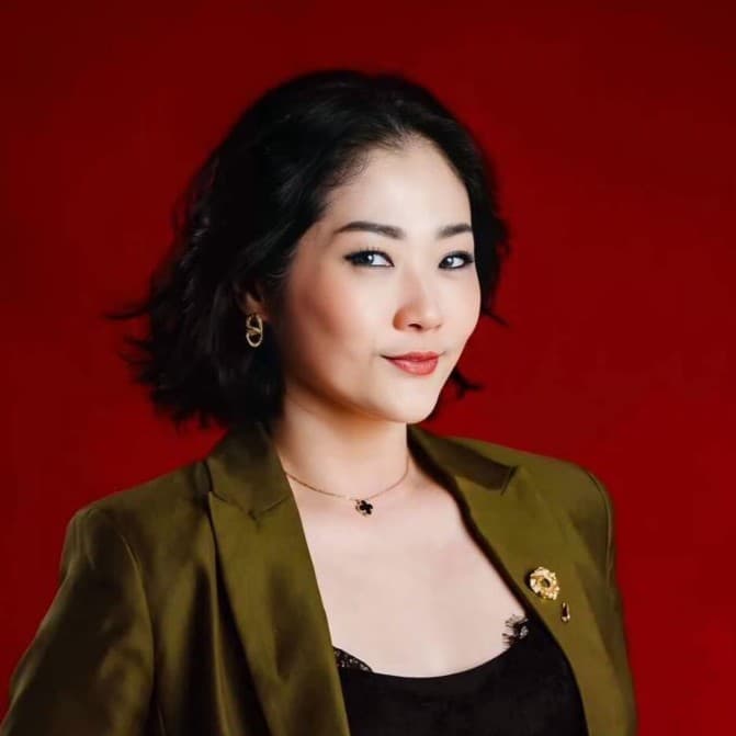 Picture of Astrid Suryatenggara